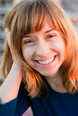 Did I mention you can subscribe to a monthly newsletter where she shares about her life? It's super awesome. Head over to TracyInLA.com to check it out! 